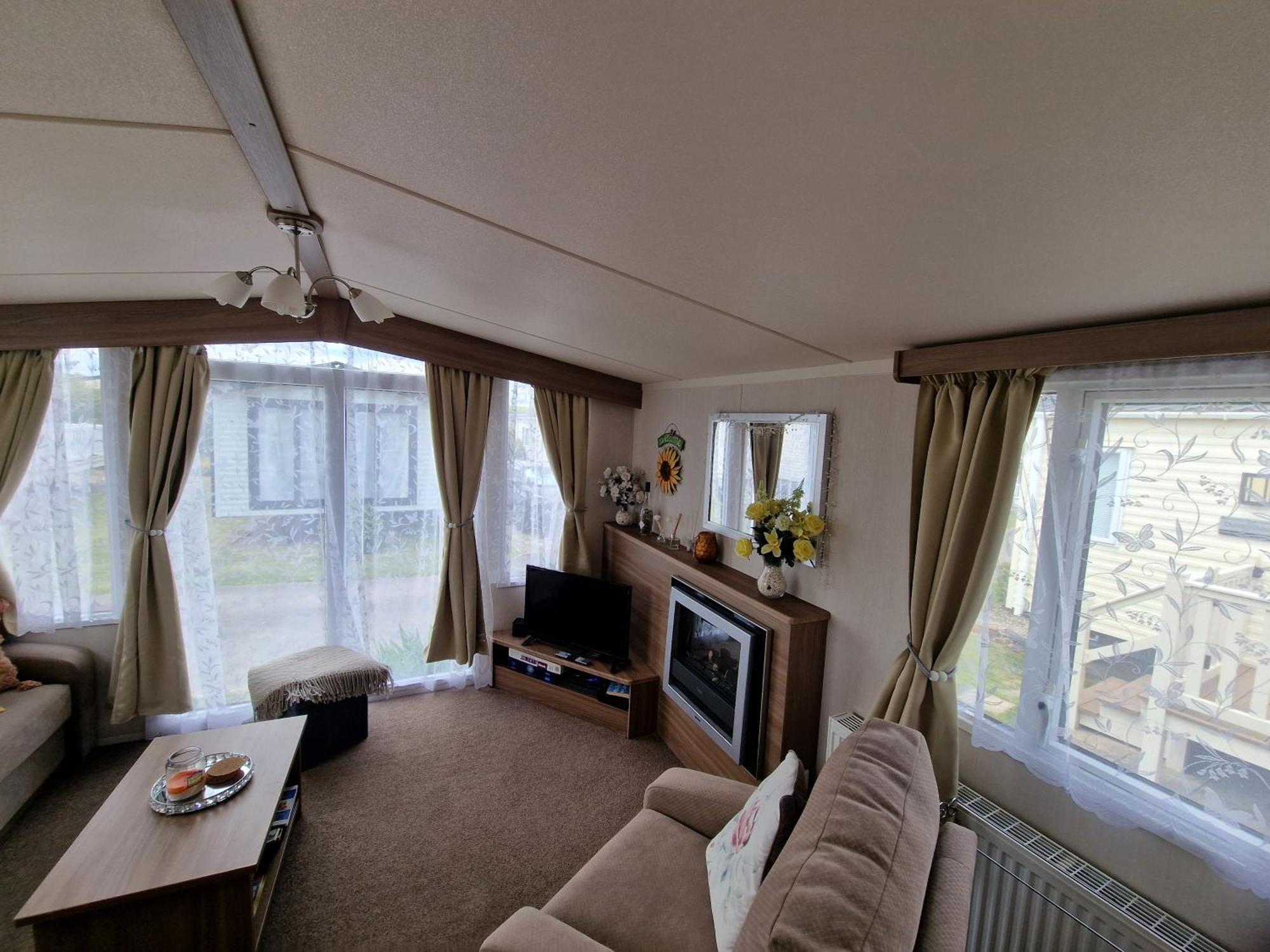 Durdlee Door, D27, Main Rd, West Lulworth, Wareham Bh20 5Pu酒店 外观 照片